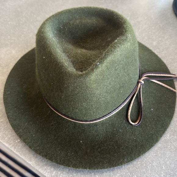 Michael Stars Forest Green Fedora Hat with Leather Bands. One size. 100% wool - Picture 1 of 4